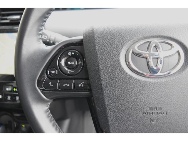 プリウス Ｓ　キーフリー　オートリトラクトミラー　純正ディスプレイ　ナビ　ミラキャスト　ブルートゥース　ＥＴＣ　バックカメラ　オートＬＥＤヘッドライト　セーフティセンス　ＬＴＡ　ＲＳＡ　クルコン　オートエアコン（32枚目）