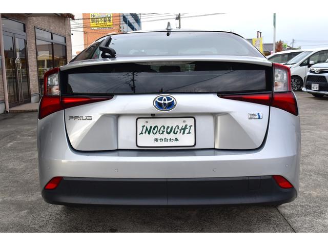 プリウス Ｓ　キーフリー　オートリトラクトミラー　純正ディスプレイ　ナビ　ミラキャスト　ブルートゥース　ＥＴＣ　バックカメラ　オートＬＥＤヘッドライト　セーフティセンス　ＬＴＡ　ＲＳＡ　クルコン　オートエアコン（33枚目）