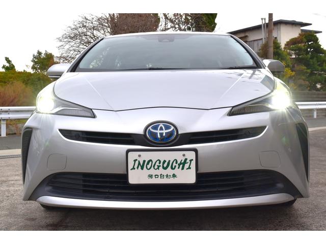 プリウス Ｓ　キーフリー　オートリトラクトミラー　純正ディスプレイ　ナビ　ミラキャスト　ブルートゥース　ＥＴＣ　バックカメラ　オートＬＥＤヘッドライト　セーフティセンス　ＬＴＡ　ＲＳＡ　クルコン　オートエアコン（36枚目）