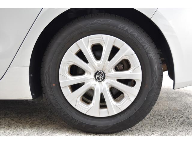 プリウス Ｓ　キーフリー　オートリトラクトミラー　純正ディスプレイ　ナビ　ミラキャスト　ブルートゥース　ＥＴＣ　バックカメラ　オートＬＥＤヘッドライト　セーフティセンス　ＬＴＡ　ＲＳＡ　クルコン　オートエアコン（39枚目）