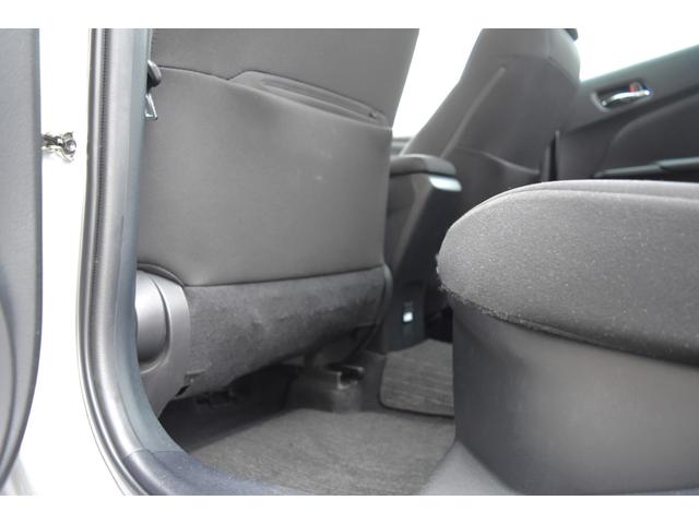 プリウス Ｓ　キーフリー　オートリトラクトミラー　純正ディスプレイ　ナビ　ミラキャスト　ブルートゥース　ＥＴＣ　バックカメラ　オートＬＥＤヘッドライト　セーフティセンス　ＬＴＡ　ＲＳＡ　クルコン　オートエアコン（45枚目）