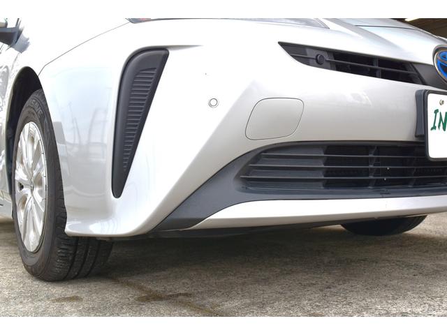 プリウス Ｓ　キーフリー　オートリトラクトミラー　純正ディスプレイ　ナビ　ミラキャスト　ブルートゥース　ＥＴＣ　バックカメラ　オートＬＥＤヘッドライト　セーフティセンス　ＬＴＡ　ＲＳＡ　クルコン　オートエアコン（76枚目）