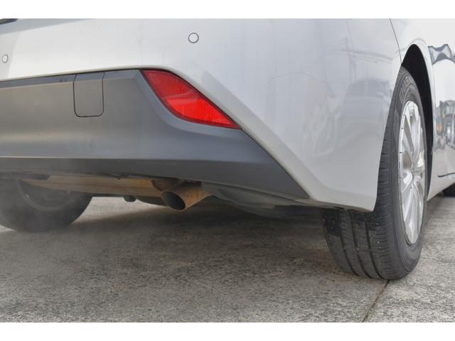 プリウス Ｓ　キーフリー　オートリトラクトミラー　純正ディスプレイ　ナビ　ミラキャスト　ブルートゥース　ＥＴＣ　バックカメラ　オートＬＥＤヘッドライト　セーフティセンス　ＬＴＡ　ＲＳＡ　クルコン　オートエアコン（78枚目）