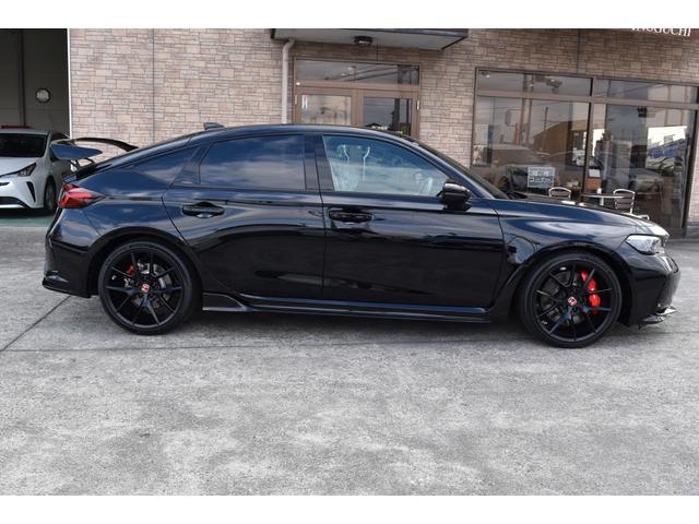 �y���[���Ή��z�f�ډ摜�ȊO�̂���]�̉摜�����[���ɂđ��t�\�ł��B�܂��͂��C�y�ɂ��₢���킹���������B