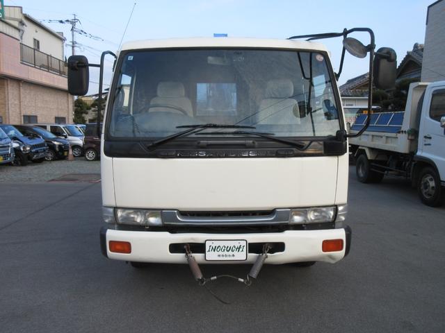 コンドル 　３段クレーン　ハイジャッキ　積載量２．２トン　荷台内寸５１２ｃｍ　幅２１２ｃｍ（9枚目）