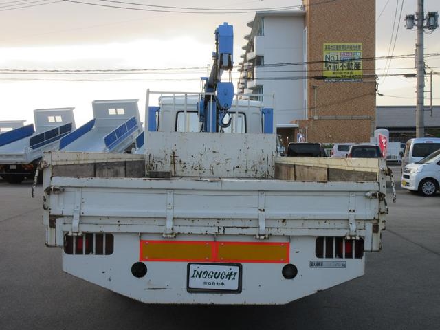 コンドル 　３段クレーン　ハイジャッキ　積載量２．２トン　荷台内寸５１２ｃｍ　幅２１２ｃｍ（10枚目）