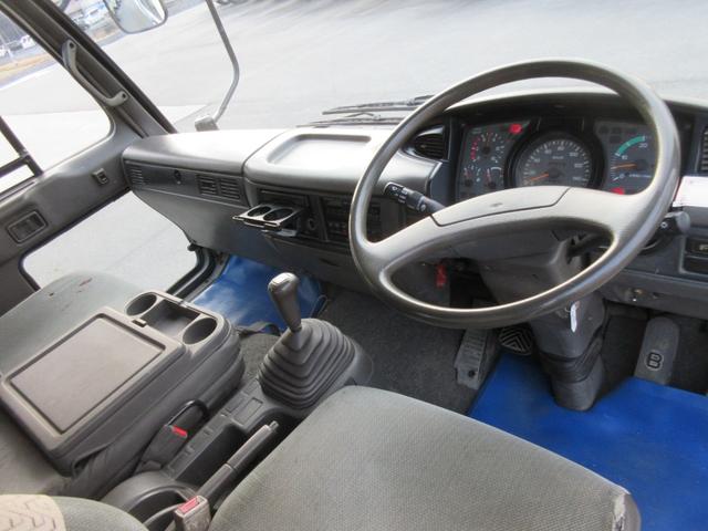 コンドル 　３段クレーン　ハイジャッキ　積載量２．２トン　荷台内寸５１２ｃｍ　幅２１２ｃｍ（34枚目）