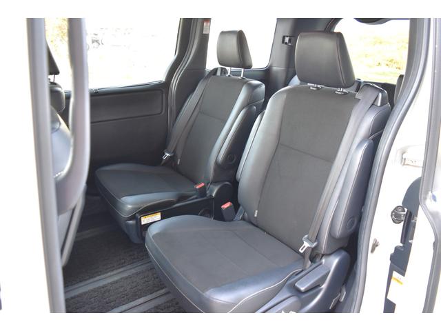 ノア ハイブリッドＳｉ　ダブルバイビー　純正ナビＺ６８Ｔ　両側パワースライドドア　オートＬＥＤヘッドライト　コンビシート　デュアルオートエアコン　セーフティセンス　ロールサンシェード　ＴＲＤエアロ　クルコン　バックカメラ　シートヒーター（19枚目）