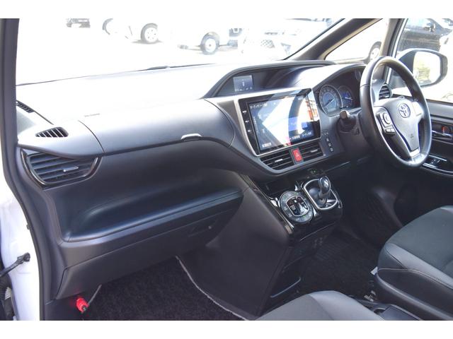 ノア ハイブリッドＳｉ　ダブルバイビー　純正ナビＺ６８Ｔ　両側パワースライドドア　オートＬＥＤヘッドライト　コンビシート　デュアルオートエアコン　セーフティセンス　ロールサンシェード　ＴＲＤエアロ　クルコン　バックカメラ　シートヒーター（36枚目）