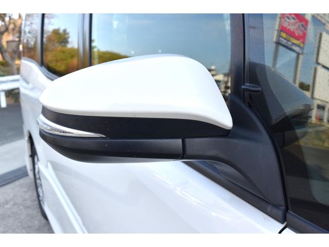 ノア ハイブリッドＳｉ　ダブルバイビー　純正ナビＺ６８Ｔ　両側パワースライドドア　オートＬＥＤヘッドライト　コンビシート　デュアルオートエアコン　セーフティセンス　ロールサンシェード　ＴＲＤエアロ　クルコン　バックカメラ　シートヒーター（44枚目）