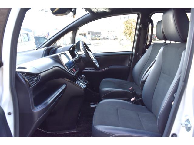 ノア ハイブリッドＳｉ　ダブルバイビー　純正ナビＺ６８Ｔ　両側パワースライドドア　オートＬＥＤヘッドライト　コンビシート　デュアルオートエアコン　セーフティセンス　ロールサンシェード　ＴＲＤエアロ　クルコン　バックカメラ　シートヒーター（51枚目）