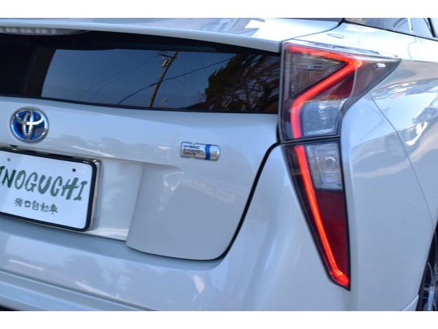 プリウス Ｓ　モデリスタエアロ　セーフティセンス　オートＬＥＤヘッドライト　クルコン　ナビ　ＣＤ　ＴＶ　バックカメラ　ＥＴＣ　オートエアコン　アクセサリーソケット　社外アルミ　ハンドルオーディオＳ／Ｗ　キーフリー（68枚目）