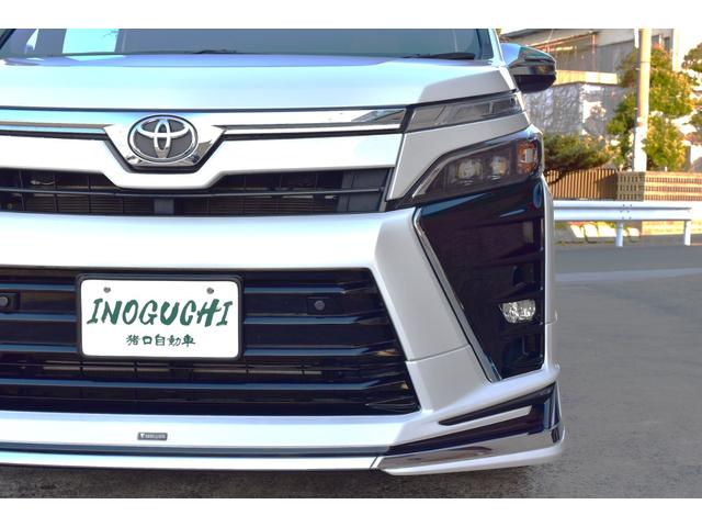 ヴォクシー ＺＳ　煌ＩＩＩ　純正９インチナビ　両側パワースライド　セーフティセンス　コンビシート　デュアルオートエアコン　モデリスタエアロ　クリアランスソナー　クルコン　ＵＳＢポート　ロールサンシェード　シートバックテーブル（43枚目）