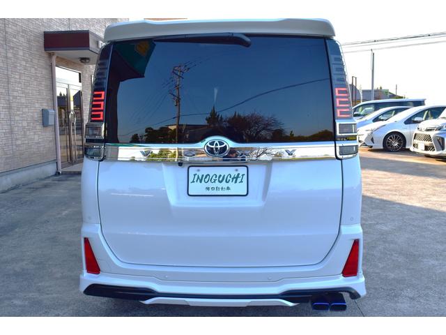 ヴォクシー ＺＳ　煌ＩＩＩ　純正９インチナビ　両側パワースライド　セーフティセンス　コンビシート　デュアルオートエアコン　モデリスタエアロ　クリアランスソナー　クルコン　ＵＳＢポート　ロールサンシェード　シートバックテーブル（57枚目）