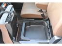 Ｇ　キーフリー　電動格納ミラー　オートエアコン　助手席下ＢＯＸ　プライバシーガラス　純正オーディオ（30枚目）