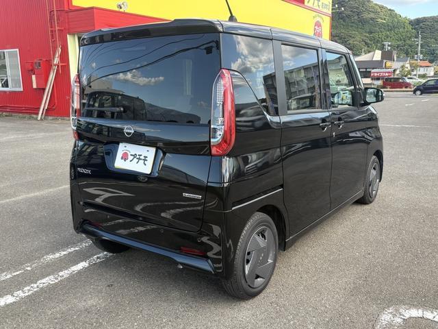 ルークス Ｘ　ドライブレコーダー　両側スライド・片側電動　ナビ　クリアランスソナー　衝突被害軽減システム　ＬＥＤヘッドランプ　スマートキー　アイドリングストップ　電動格納ミラー　ベンチシート　ＣＶＴ（5枚目）
