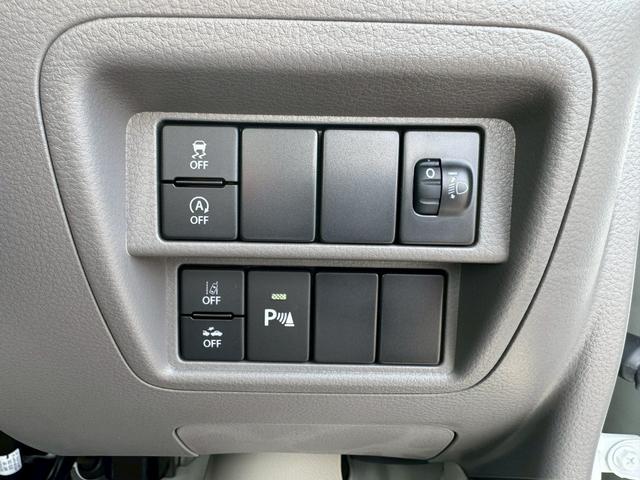 エブリイ ＰＡリミテッド　両側スライドドア　クリアランスソナー　レーンアシスト　衝突被害軽減システム　キーレスエントリー　アイドリングストップ　ＣＶＴ　盗難防止システム　ＡＢＳ　ＥＳＣ　衝突安全ボディ　エアコン（14枚目）