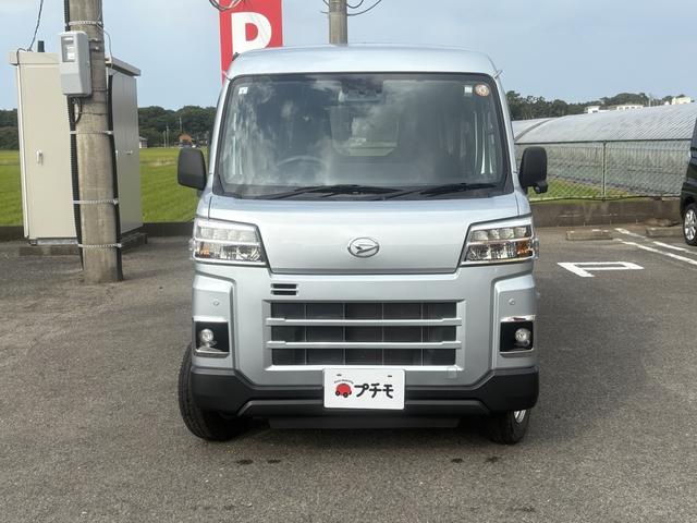 ハイゼットカーゴ デラックスリミテッド 4WD CVT 衝突被害軽減システム クリアランスソナー ナビ 両側スライドドア アイドリングストップ アルミホイール ESC エアコン パワーステアリング(3枚目)