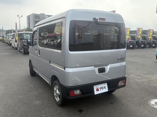 ハイゼットカーゴ デラックスリミテッド 4WD CVT 衝突被害軽減システム クリアランスソナー ナビ 両側スライドドア アイドリングストップ アルミホイール ESC エアコン パワーステアリング(8枚目)