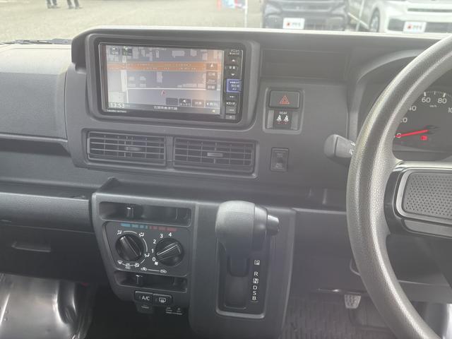 ハイゼットカーゴ デラックスリミテッド 4WD CVT 衝突被害軽減システム クリアランスソナー ナビ 両側スライドドア アイドリングストップ アルミホイール ESC エアコン パワーステアリング(13枚目)