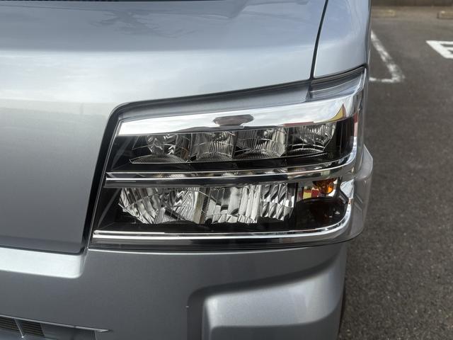 ハイゼットカーゴ デラックスリミテッド 4WD CVT 衝突被害軽減システム クリアランスソナー ナビ 両側スライドドア アイドリングストップ アルミホイール ESC エアコン パワーステアリング(22枚目)