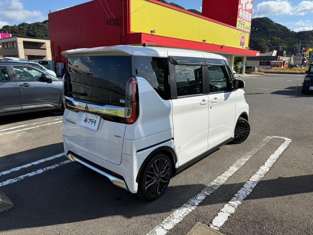 eKクロススペース G プレミアム 両側電動スライドドア クリアランスソナー オートクルーズコントロール レーンアシスト 衝突被害軽減システム LEDヘッドランプ アイドリングストップ 電動格納ミラー シートヒーター ベンチシート(7枚目)