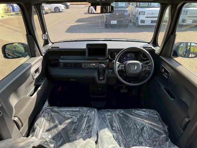 N-BOXカスタム ベースグレード 両側スライド・片側電動 クリアランスソナー オートクルーズコントロール レーンアシスト 衝突被害軽減システム オートライト LEDヘッドランプ スマートキー アイドリングストップ 電動格納ミラー(9枚目)