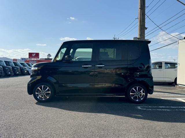 N-BOXカスタム ベースグレード 両側スライド・片側電動 クリアランスソナー オートクルーズコントロール レーンアシスト 衝突被害軽減システム オートライト LEDヘッドランプ スマートキー アイドリングストップ 電動格納ミラー(6枚目)