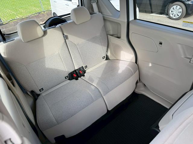 ルークス Ｘ　両側スライド・片側電動　ナビ　クリアランスソナー　衝突被害軽減システム　ＬＥＤヘッドランプ　スマートキー　アイドリングストップ　電動格納ミラー　ベンチシート　ＣＶＴ　盗難防止システム　ＡＢＳ　ＥＳＣ（18枚目）