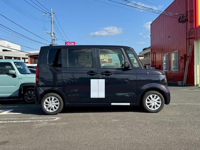 N-BOX ベースグレード 両側スライド・片側電動 クリアランスソナー オートクルーズコントロール レーンアシスト 衝突被害軽減システム オートライト LEDヘッドランプ スマートキー アイドリングストップ 電動格納ミラー(4枚目)