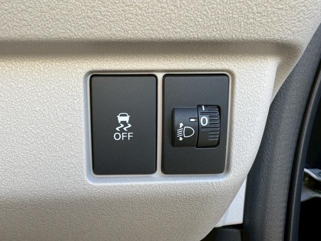 N-BOX ベースグレード 両側スライド・片側電動 クリアランスソナー オートクルーズコントロール レーンアシスト 衝突被害軽減システム オートライト LEDヘッドランプ スマートキー アイドリングストップ 電動格納ミラー(12枚目)