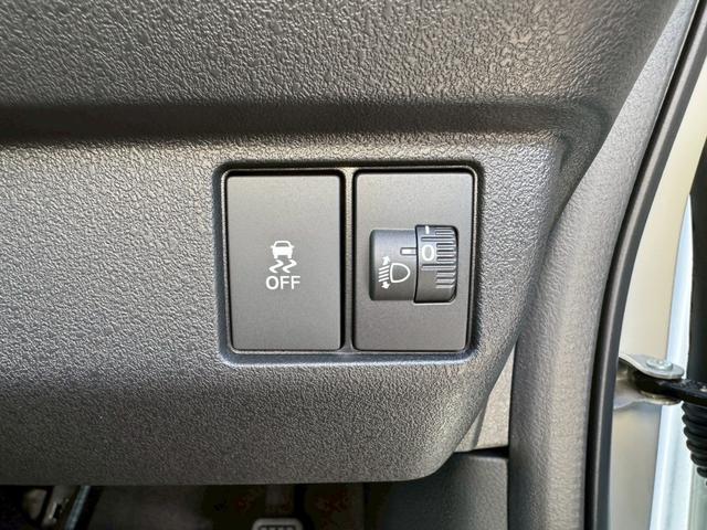 N-BOXカスタム ベースグレード 両側スライド・片側電動 クリアランスソナー オートクルーズコントロール レーンアシスト 衝突被害軽減システム オートライト LEDヘッドランプ スマートキー アイドリングストップ 電動格納ミラー(13枚目)