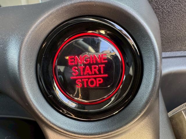 N-BOXカスタム ベースグレード 両側スライド・片側電動 クリアランスソナー オートクルーズコントロール レーンアシスト 衝突被害軽減システム オートライト LEDヘッドランプ スマートキー アイドリングストップ 電動格納ミラー(14枚目)