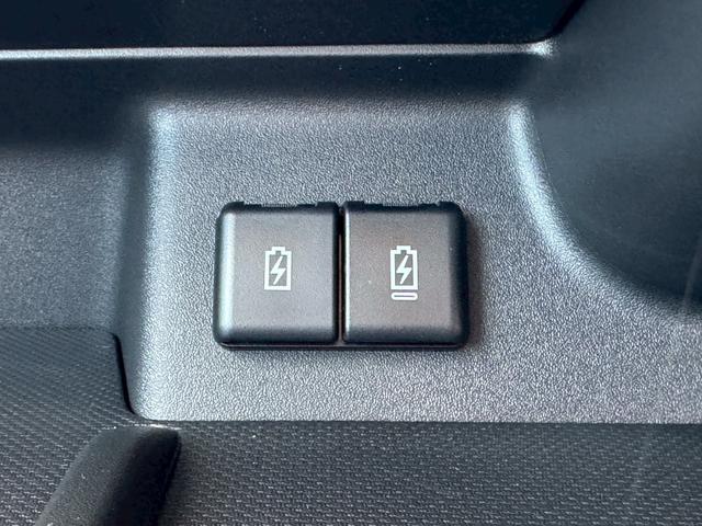 スペーシアギア ハイブリッドＸＺ　両側電動スライドドア　ナビ　ＴＶ　クリアランスソナー　オートクルーズコントロール　レーンアシスト　衝突被害軽減システム　オートライト　ＬＥＤヘッドランプ　スマートキー　アイドリングストップ（16枚目）