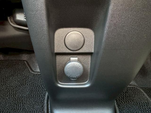 スペーシアギア ハイブリッドＸＺ　両側電動スライドドア　ナビ　ＴＶ　クリアランスソナー　オートクルーズコントロール　レーンアシスト　衝突被害軽減システム　オートライト　ＬＥＤヘッドランプ　スマートキー　アイドリングストップ（25枚目）