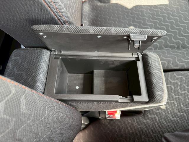 スペーシアギア ハイブリッドＸＺ　両側電動スライドドア　ナビ　ＴＶ　クリアランスソナー　オートクルーズコントロール　レーンアシスト　衝突被害軽減システム　オートライト　ＬＥＤヘッドランプ　スマートキー　アイドリングストップ（26枚目）