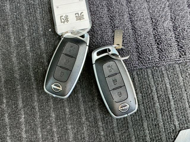 ルークス Ｘ　ドライブレコーダー　バックカメラ　両側スライド・片側電動　ナビ　クリアランスソナー　衝突被害軽減システム　オートライト　ＬＥＤヘッドランプ　スマートキー　アイドリングストップ　電動格納ミラー（17枚目）