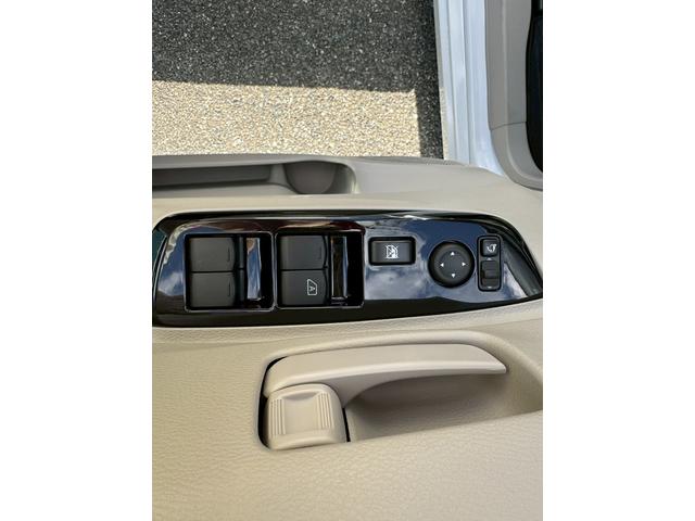 ルークス Ｘ　ドライブレコーダー　バックカメラ　両側スライド・片側電動　ナビ　クリアランスソナー　衝突被害軽減システム　オートライト　ＬＥＤヘッドランプ　スマートキー　アイドリングストップ　電動格納ミラー（19枚目）