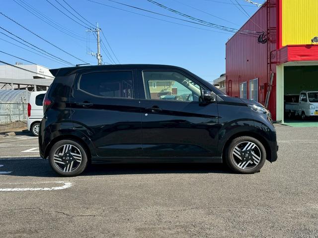 デイズ ハイウェイスター X ドライブレコーダー ナビ クリアランスソナー 衝突被害軽減システム オートライト LEDヘッドランプ スマートキー アイドリングストップ 電動格納ミラー ベンチシート CVT 盗難防止システム ABS(4枚目)