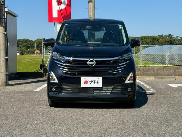 デイズ ハイウェイスター　Ｘ　ドライブレコーダー　ナビ　クリアランスソナー　衝突被害軽減システム　オートライト　ＬＥＤヘッドランプ　スマートキー　アイドリングストップ　電動格納ミラー　ベンチシート　ＣＶＴ　盗難防止システム　ＡＢＳ（6枚目）