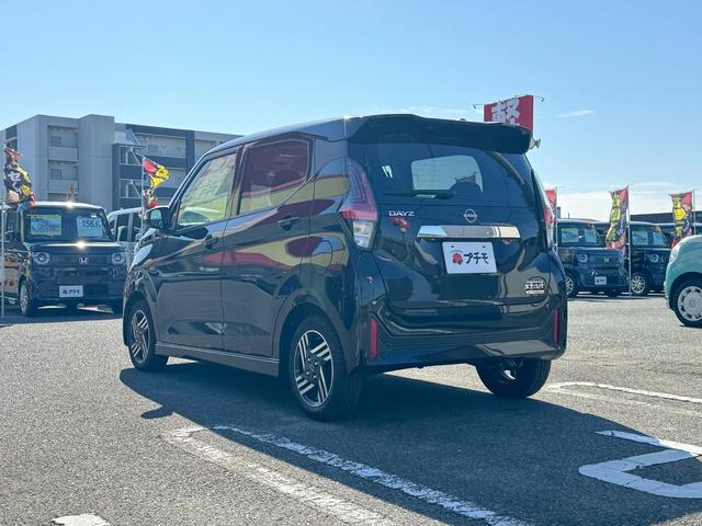 デイズ ハイウェイスター X ドライブレコーダー ナビ クリアランスソナー 衝突被害軽減システム オートライト LEDヘッドランプ スマートキー アイドリングストップ 電動格納ミラー ベンチシート CVT 盗難防止システム ABS(8枚目)