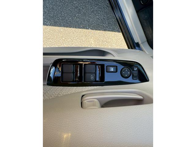 デイズ X ドライブレコーダー ナビ クリアランスソナー 衝突被害軽減システム オートライト スマートキー アイドリングストップ 電動格納ミラー ベンチシート CVT 盗難防止システム ABS ESC USB(18枚目)