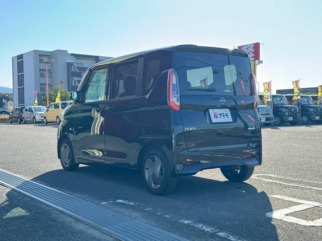 ルークス Ｘ　ドライブレコーダー　両側スライド・片側電動　ナビ　クリアランスソナー　衝突被害軽減システム　オートライト　ＬＥＤヘッドランプ　スマートキー　アイドリングストップ　電動格納ミラー　ベンチシート　ＣＶＴ（8枚目）