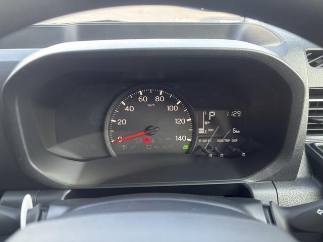 ハイゼットトラック ジャンボエクストラ　４ＷＤ　ＣＶＴ　衝突被害軽減システム　クリアランスソナー　スマートキー　アイドリングストップ　電動格納ミラー　オートライト　ＡＢＳ　ＥＳＣ　エアコン　パワーステアリング　パワーウィンドウ（14枚目）