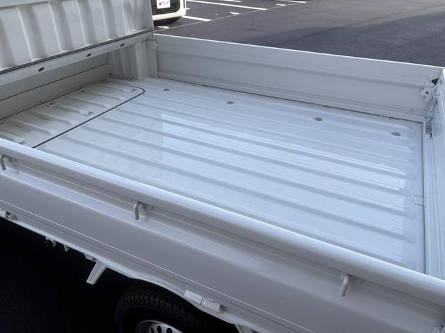 ハイゼットトラック ジャンボエクストラ　４ＷＤ　ＣＶＴ　衝突被害軽減システム　クリアランスソナー　スマートキー　アイドリングストップ　電動格納ミラー　オートライト　ＡＢＳ　ＥＳＣ　エアコン　パワーステアリング　パワーウィンドウ（18枚目）