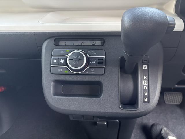 ムーヴキャンバス ストライプスＸ　両側電動スライドドア　クリアランスソナー　衝突被害軽減システム　オートライト　スマートキー　アイドリングストップ　電動格納ミラー　ベンチシート　ＣＶＴ　盗難防止システム　ＡＢＳ　ＥＳＣ　衝突安全ボディ（12枚目）