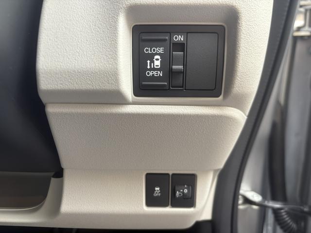 N-BOX ベースグレード 両側スライド・片側電動 クリアランスソナー オートクルーズコントロール レーンアシスト 衝突被害軽減システム オートライト LEDヘッドランプ スマートキー アイドリングストップ 電動格納ミラー(12枚目)