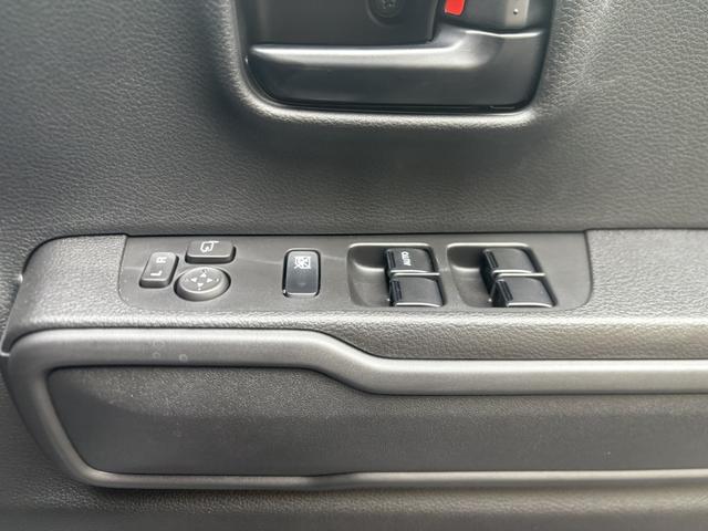 ハスラー ハイブリッドＧ　クリアランスソナー　オートクルーズコントロール　レーンアシスト　衝突被害軽減システム　ＬＥＤヘッドランプ　スマートキー　電動格納ミラー　シートヒーター　ＣＶＴ　盗難防止システム　ＡＢＳ　ＥＳＣ（13枚目）