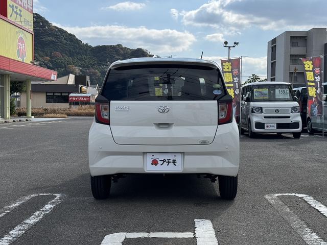 ピクシスエポック X SAIII クリアランスソナー 衝突被害軽減システム オートマチックハイビーム LEDヘッドランプ キーレスエントリー アイドリングストップ 電動格納ミラー CVT 盗難防止システム ABS ESC CD(6枚目)