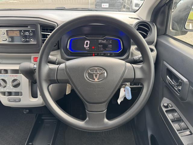 ピクシスエポック X SAIII クリアランスソナー 衝突被害軽減システム オートマチックハイビーム LEDヘッドランプ キーレスエントリー アイドリングストップ 電動格納ミラー CVT 盗難防止システム ABS ESC CD(10枚目)